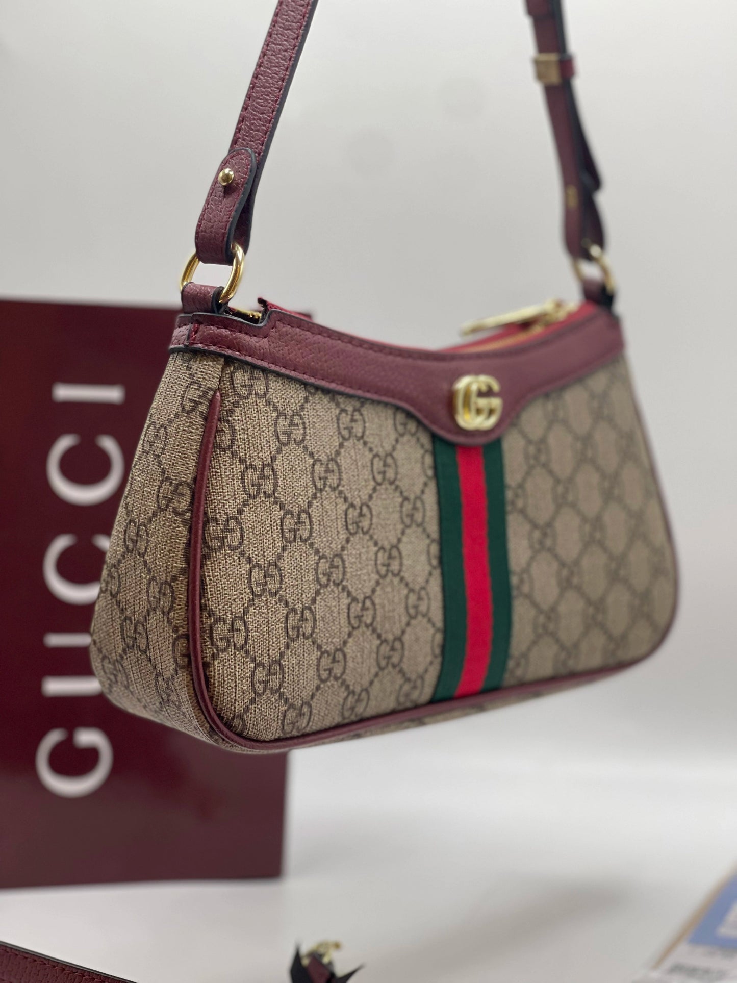 GUCCI Shoulder Bag