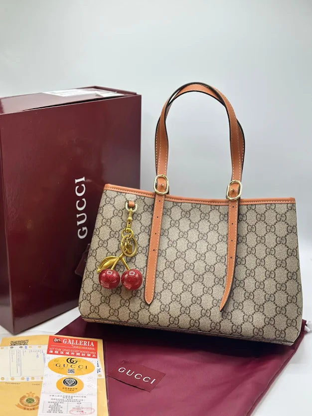 Gucci GG Mblem Medium Tote Bag - Beige